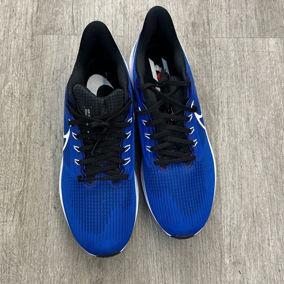Nike Royal Blue and Black Athletic Sneakers NIKE
M ZOOM PEGASUS 39 - Picture 2 of 7